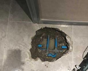 郑州管城区阳台漏水维修公司分享下暖气管道漏水的原因有哪些